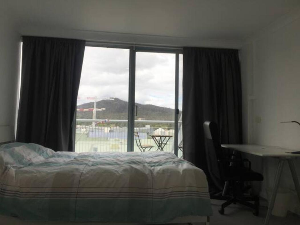 Dana-Cozy Private Room In Shared Central Apt-Rm 2 แคนเบอร์รา ภายนอก รูปภาพ